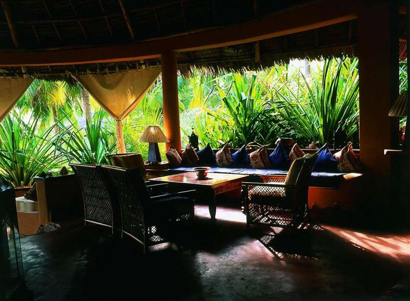 Kinasi Lodge Utende Luaran gambar