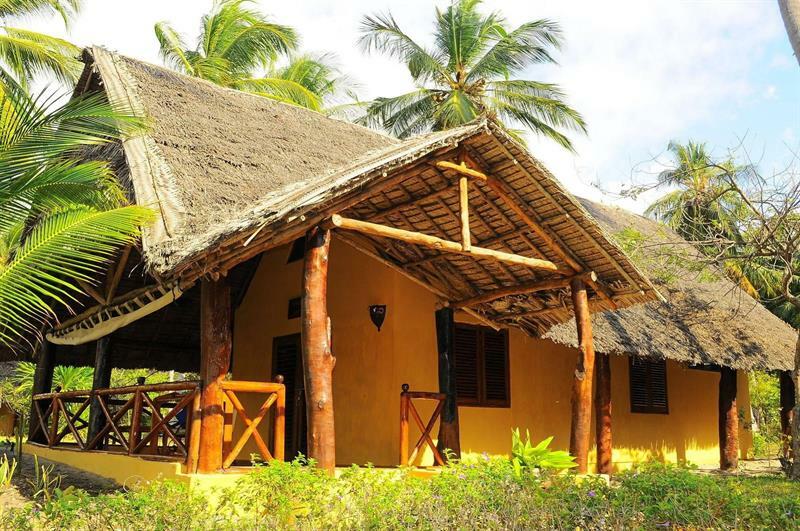 Kinasi Lodge Utende Luaran gambar